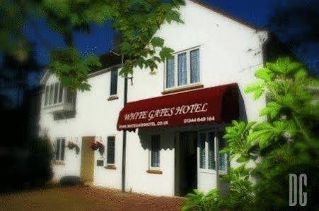 Binfield White Gates Hotel المظهر الخارجي الصورة